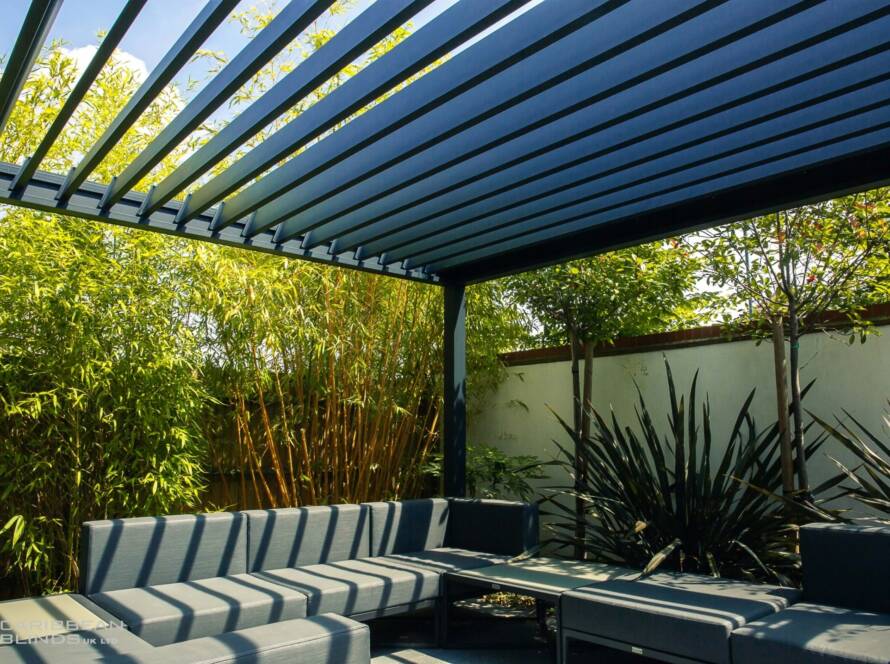 Open Classic Outdoor Living Pod